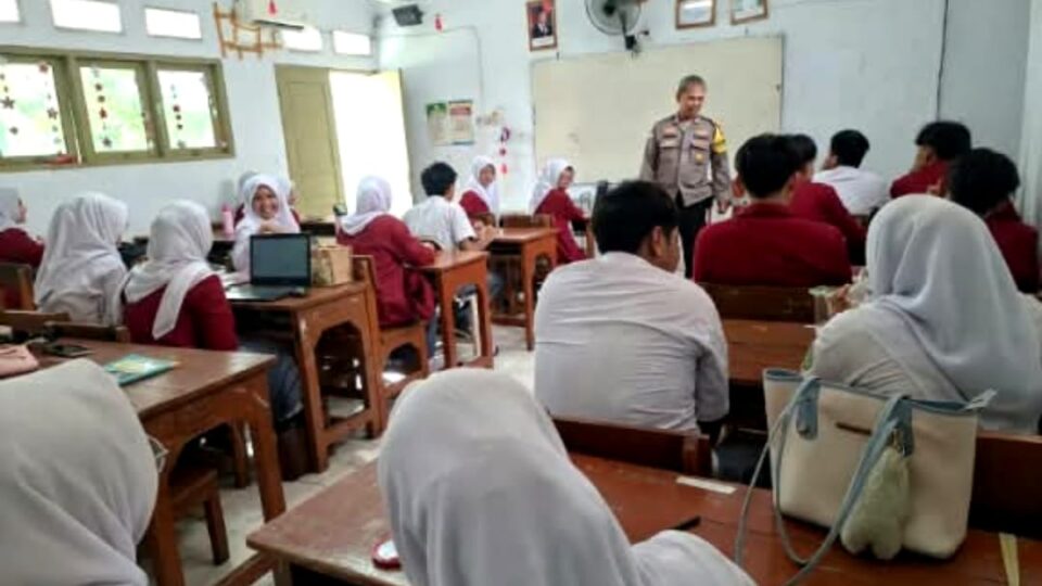 Polsek Bekasi Selatan Dampingi Pelajar SMK Permata Bangsa, Tekankan Edukasi dan Perlindungan dari Kekerasan