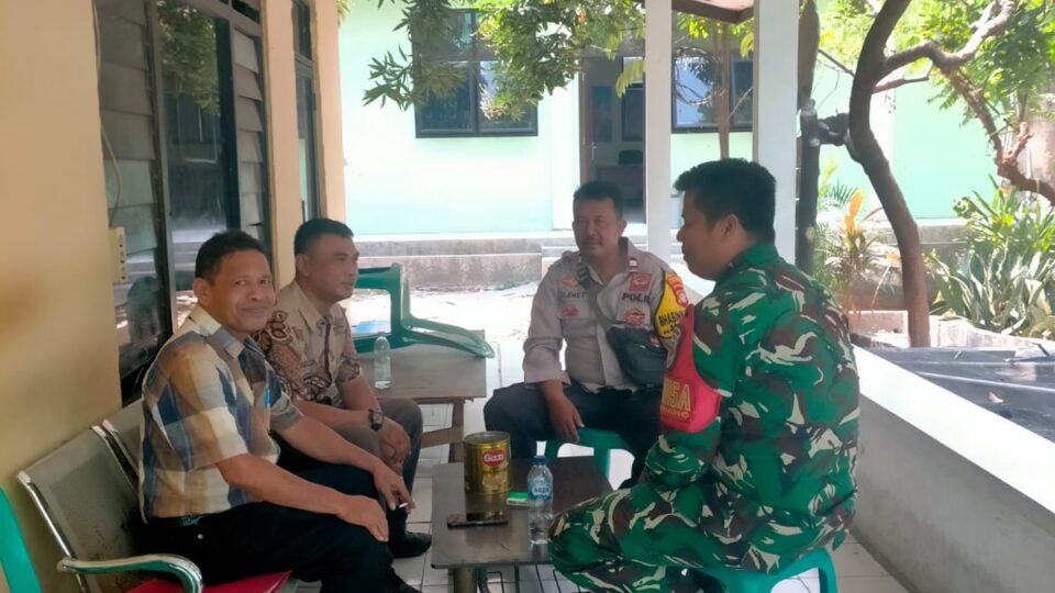 Wujudkan Kemitraan Tiga Pilar, Polsek Medan Satria dan Babinsa Gelar Silaturahmi di Kp. Bungur