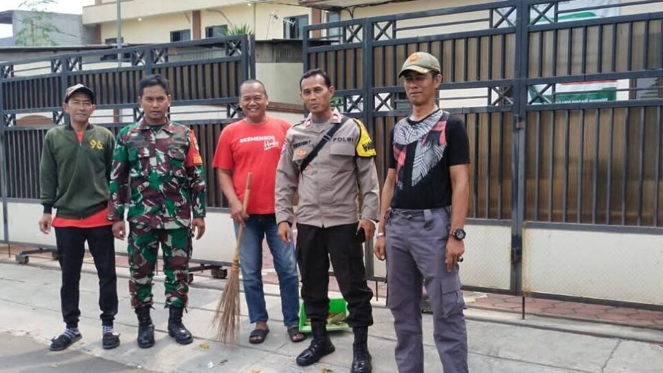 JAGA JAKARTA ON THE SPOT BHABINKAMTIBMAS DAN BABINSA WUJUDKAN SINERGITAS TNI-POLRI DENGAN MELAKSANAKAN PEMANTAUAN WILAYAH DAN SERAP ASPIRASI WARGA
