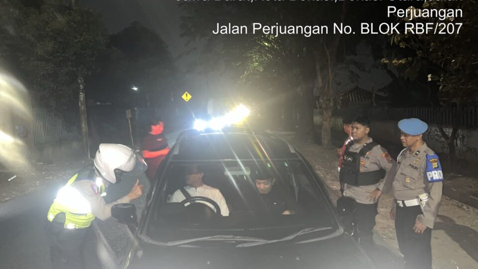 Tim Presisi 2 Polres Bekasi Kota Patroli Wilayah Bekasi Selatan
