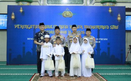 Maulid Nabi di Masjid Al-Ikhlas, Wakapolri Ajak Doa Bersama untuk Keselamatan Negeri