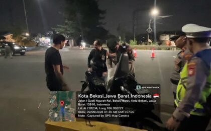Jaga Jakarta On The Spot, Polsek Bekasi Barat Gelar Razia Stasioner dan Patroli Antisipasi Kejahatan Jalanan dan Tawuran