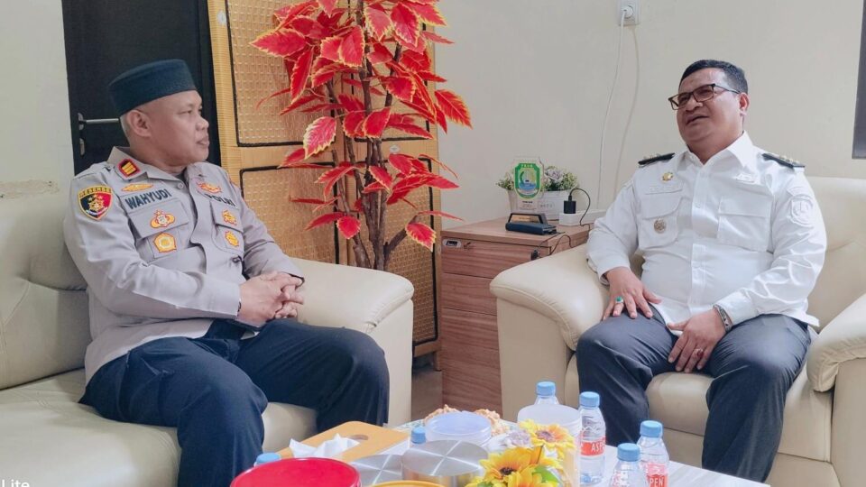 Jaga Jakarta On The Spot, Kapolsek Pondok Gede Perkuat Sinergitas Tiga Pilar di Pondok Melati