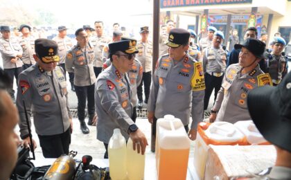 Hadapi Karhutla Gambut, Polri Perkuat Teknologi hingga Rekayasa Tata Air