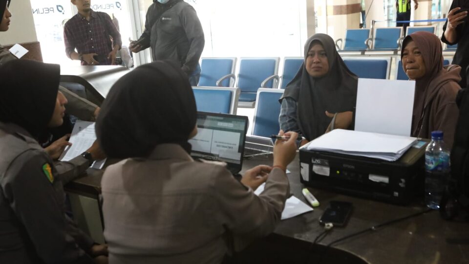 Polres Pelabuhan Tanjung Perak Gerak Cepat, Dirikan Posko Korban KM Virgo Transport 8