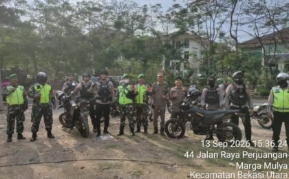 Kunjungi Kawasan Marga Mulya, Tim Perintis Presisi Polres Metro Bekasi Kota Bagikan Nomor Adopsi Aduan