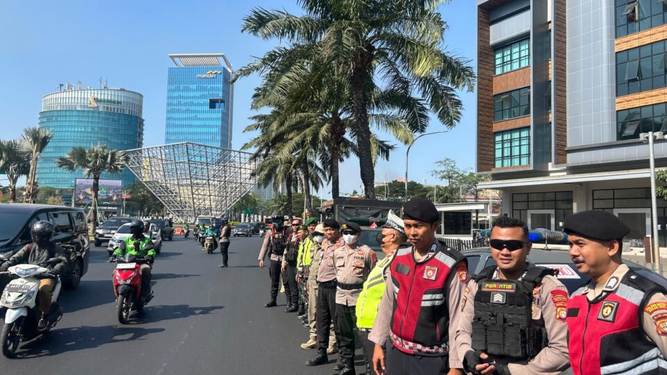 Jaga Kondusivitas Kota, Tim Perintis Presisi Polres Metro Bekasi Kota Gelar Patroli Gabungan 3 Pilar