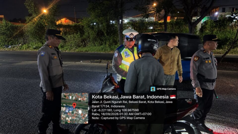 Jaga Jakarta On The Spot, Polsek Bekasi Barat Gelar Razia Stasioner dan Patroli Cegah Kejahatan Jalanan