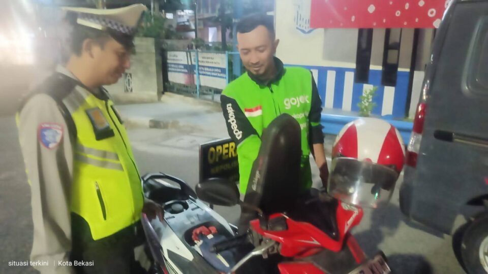KEGIATAN RUTIN YANG DITINGKATKAN (KRYD) DAN RAZIA STASIONER, CIPTAKAN SITUASI AMAN DAN KONDUSIF