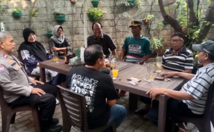 Bhabinkamtibmas Jakasetia Serap Aspirasi Warga melalui Program Jaga Jakarta On The Spot