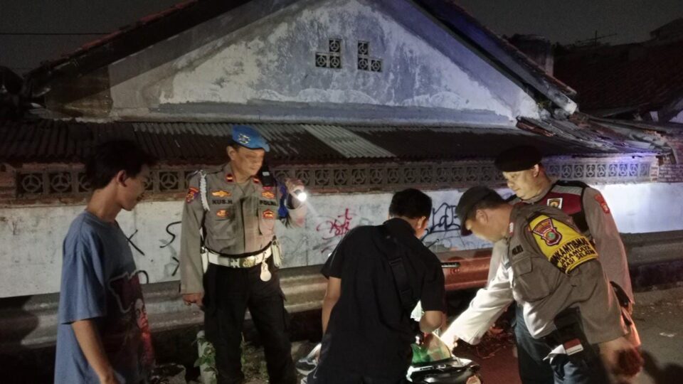 KRYD Polsek Bekasi Selatan Intensifkan Patroli Malam, Antisipasi Kejahatan Jalanan
