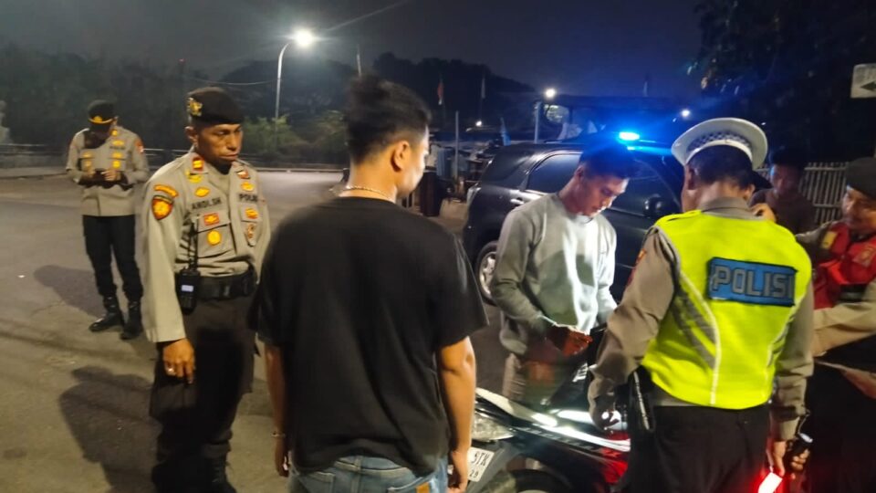 Jaga Jakarta On The Spot, Kapolsek Bekasi Barat Pimpin Razia Stasioner dan Patroli Berikan Rasa Aman Masyarakat