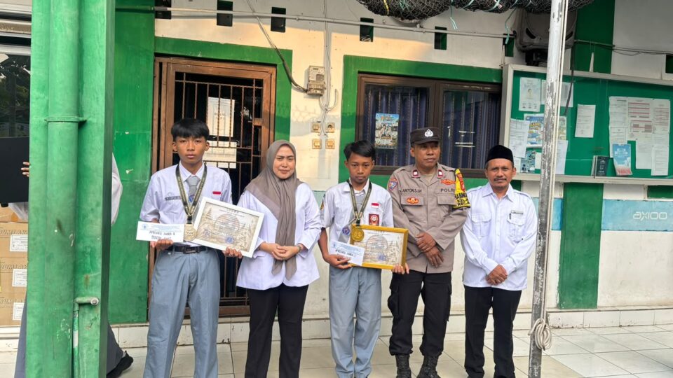 Polsek Jatiasih Hadiri Apresiasi Siswa Berprestasi Pencak Silat di SMK Pembangunan Nasional