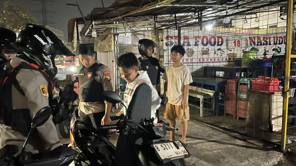 Jaga Kondusifitas Dini Hari, Tim Singa Patroli Hingga Flyover Cipendawa