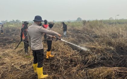 Polda Jambi Gunakan 1.400 Liter Cairan X-Fire untuk Percepat Penanganan Karhutla di Taman Nasional Berbak