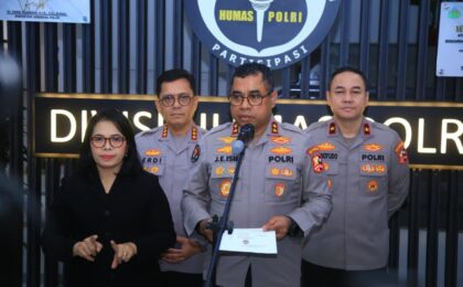Kapolri Pimpin Korprapot, 50 Pati dan 4 PNS Polri Naik Pangkat