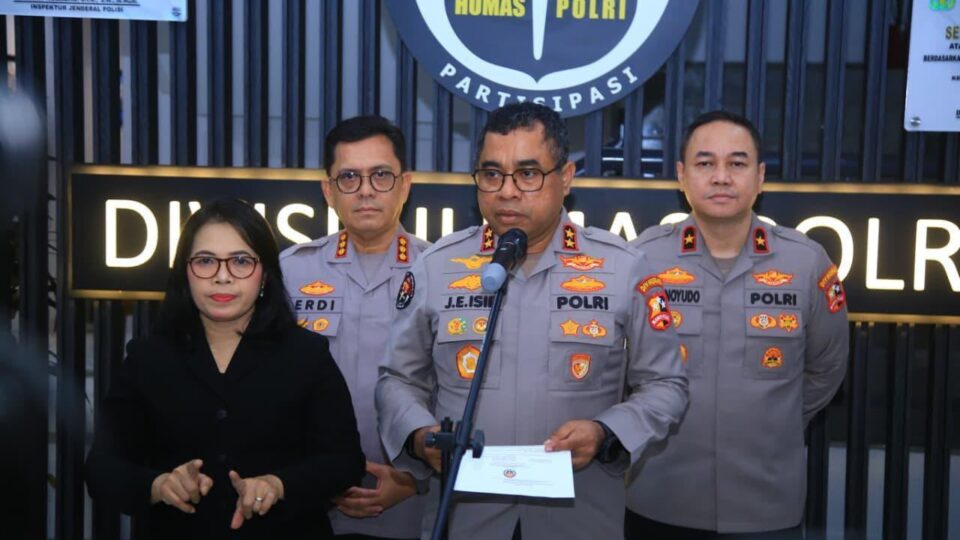 Kapolri Pimpin Korprapot, 50 Pati dan 4 PNS Polri Naik Pangkat