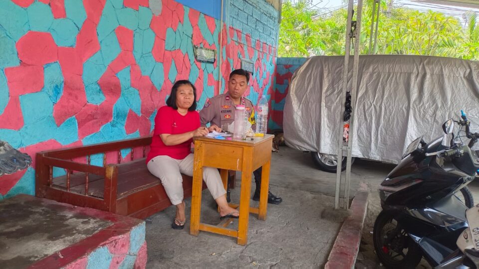 Bhabinkamtibmas Kotabaru Sambangi Warga Harapan Baru Regency Imbau Kewaspadaan C3