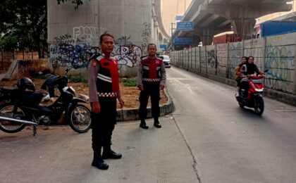 Cegah Tawuran dan 3C, Polsek Bekasi Selatan Perkuat Patroli di Cikunir Raya