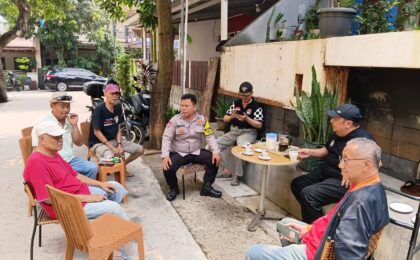 JAGA JAKARTA ON THE SPOT, BHABINKAMTIBMAS SERAP ASPIRASI WARGA, INGATKAN PENTINGNYA KAMTIBMAS DAN KEWASPADAAN TERHADAP KEBAKARAN