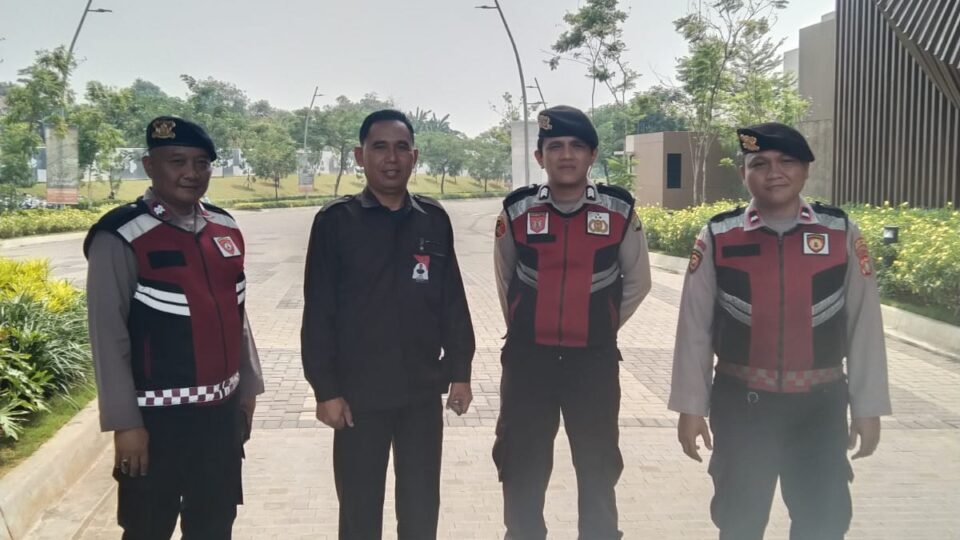 Patroli Polsek Jatisampurna Antisipasi 3C dan Gangguan Kamtibmas