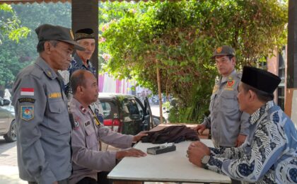 JAGA JAKARTA ON THE SPOT, POLISI HADIR SERAP ASPIRASI DAN JAGA KAMTIBMAS DI TENGAH MASYARAKAT