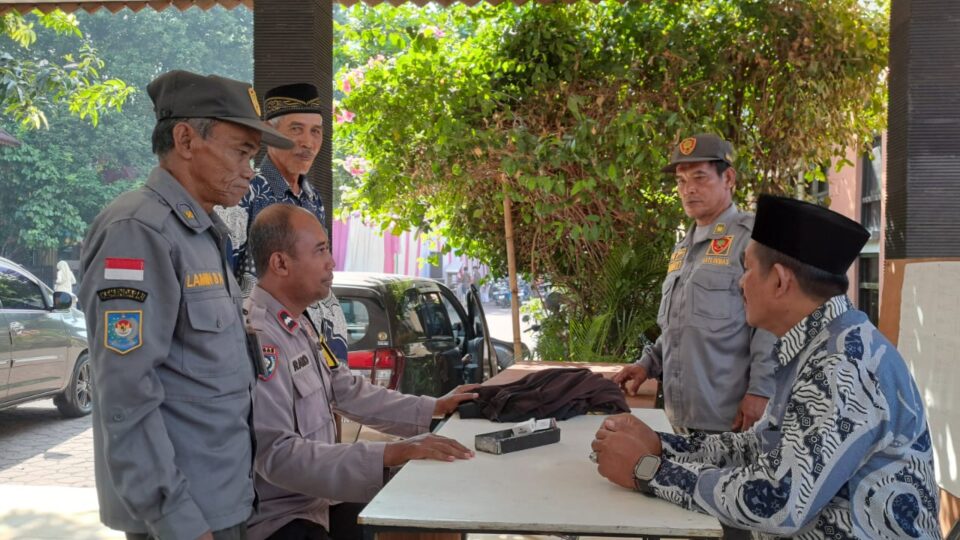 JAGA JAKARTA ON THE SPOT, POLISI HADIR SERAP ASPIRASI DAN JAGA KAMTIBMAS DI TENGAH MASYARAKAT