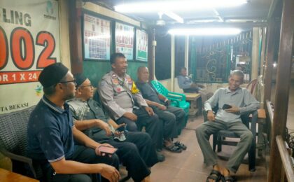 Sambangi Pos Kamling Perum Pejuang Jaya, Polsek Medan Satria Tekankan Pengawasan Rumah Kosong
