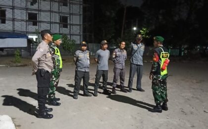 Perkuat Keamanan Pemukiman Malam Hari, Tiga Pilar Rawalumbu Gelar Patroli Bersama