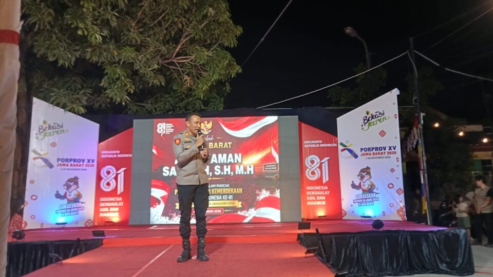 Kapolsek Bekasi Barat Sosialisasikan Maklumat Kapolres kepada Warga Jakasampurna