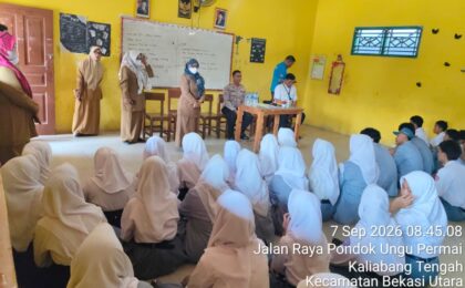 Cegah 'Bullying' dan Knalpot Brong, Polsek Bekasi Utara Dampingi Siswa SMK Pondok Ungu Permai