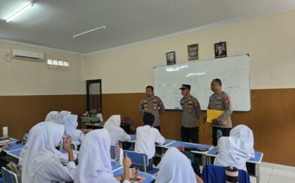 Kapolsek Bekasi Selatan Sosialisasikan Maklumat Perlindungan Pelajar, Arahkan Generasi Muda Aktif Dalam Kegiatan Positif