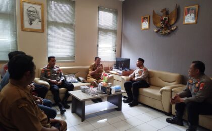 Jaga Jakarta On The Spot, Kapolsek Pondok Gede Perkuat Sinergi dengan Kecamatan