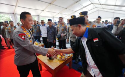 Kapolri Apresiasi Buruh dan Pengusaha Duduk Bersama Bahas RUU Ciptaker