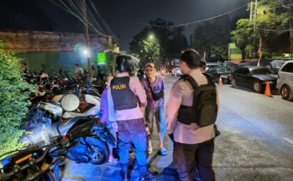 Jaga Kondusivitas Malam Minggu, Tim 3 Singa Patroli Perintis Presisi Sisir Jalur Rawan Bekasi Timur