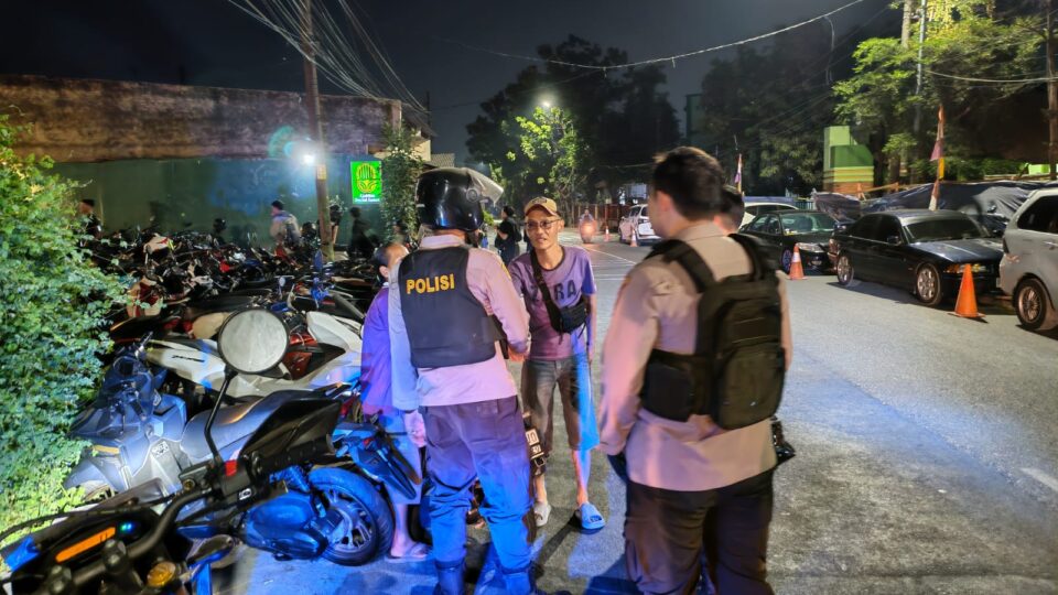 Jaga Kondusivitas Malam Minggu, Tim 3 Singa Patroli Perintis Presisi Sisir Jalur Rawan Bekasi Timur