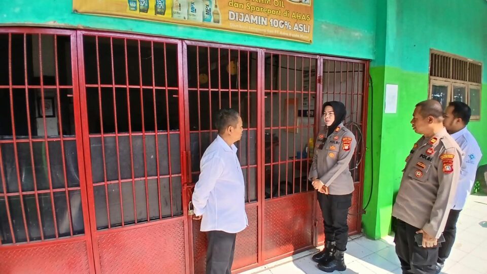 KAPOLSEK JATIASIH SILATURAHMI KE SMKS BINA INSAN KAMIL, PERKUAT SINERGITAS CEGAH TAWURAN DAN KENAKALAN REMAJA