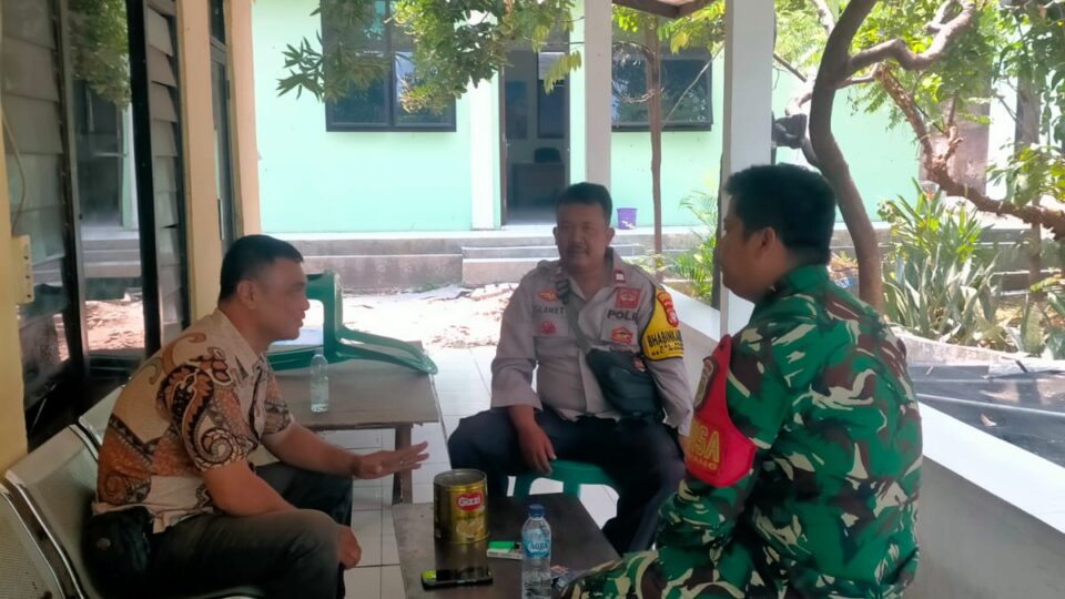 Wujudkan Kondusivitas Wilayah, Bhabinkamtibmas dan Babinsa Pejuang Padu Bersama ASN Kelurahan