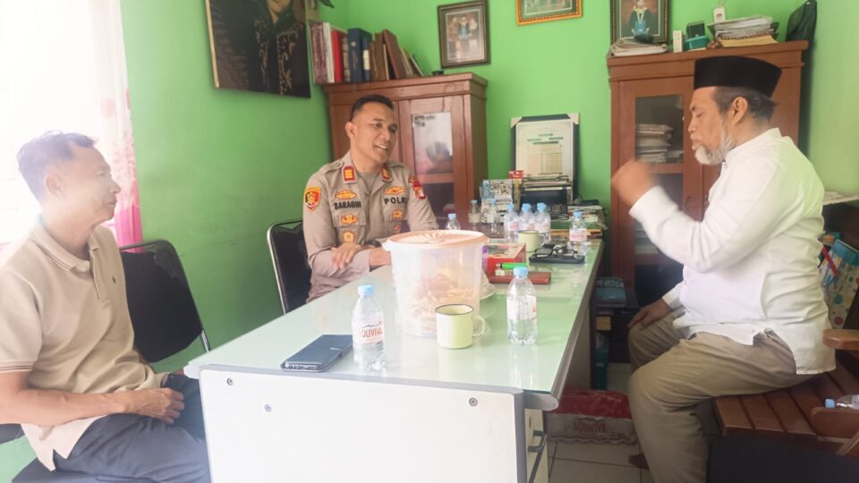 Jaga Jakarta On The Spot ; Kapolsek Bekasi Barat Perkuat Sinergi dengan Tokoh Agama, Ajak Bersama Cegah Tawuran dan Narkoba