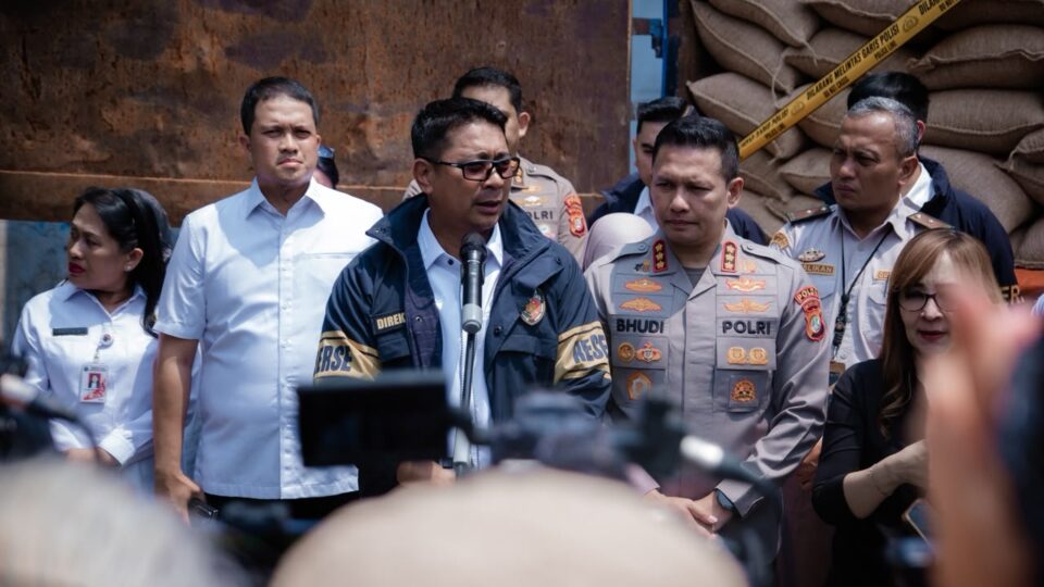 Polda Metro Jaya Ungkap Impor Ilegal 49,85 Ton Kacang Tanah