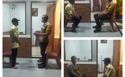 Sambangi Pos Kamling Jatiwarna, Bhabinkamtibmas Pondok Gede Imbau Warga Waspadai Curanmor dan Rumsong