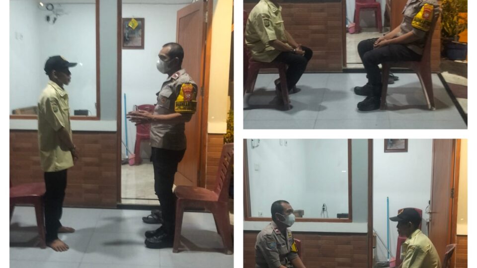 Sambangi Pos Kamling Jatiwarna, Bhabinkamtibmas Pondok Gede Imbau Warga Waspadai Curanmor dan Rumsong