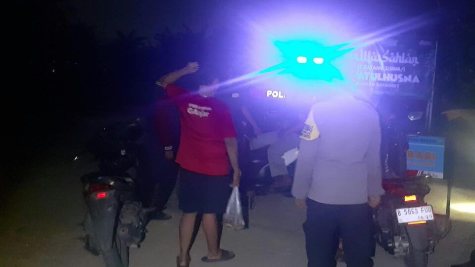 Patroli Dini Hari di Serang Baru, Polisi Periksa Kendaraan Antisipasi Gangguan Kamtibmas