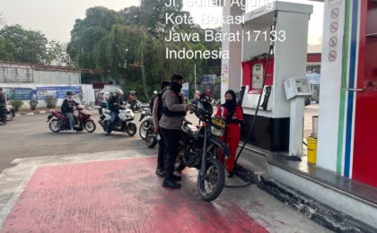 PATROLI PERINTIS PRESISI POLRES BEKASI KOTA SAMBANGI PENGADILAN NEGERI AJAK WARGA JAGA KAMTIBMAS