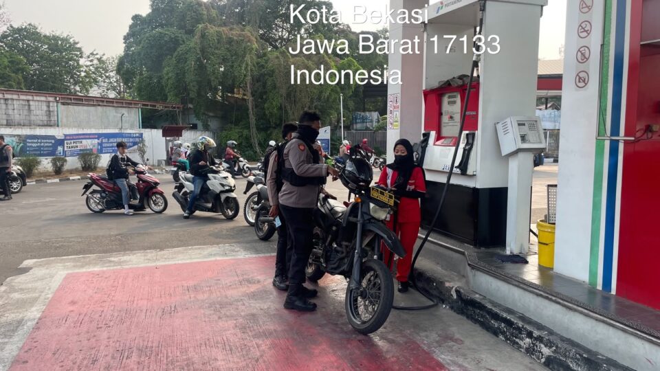 PATROLI PERINTIS PRESISI POLRES BEKASI KOTA SAMBANGI PENGADILAN NEGERI AJAK WARGA JAGA KAMTIBMAS