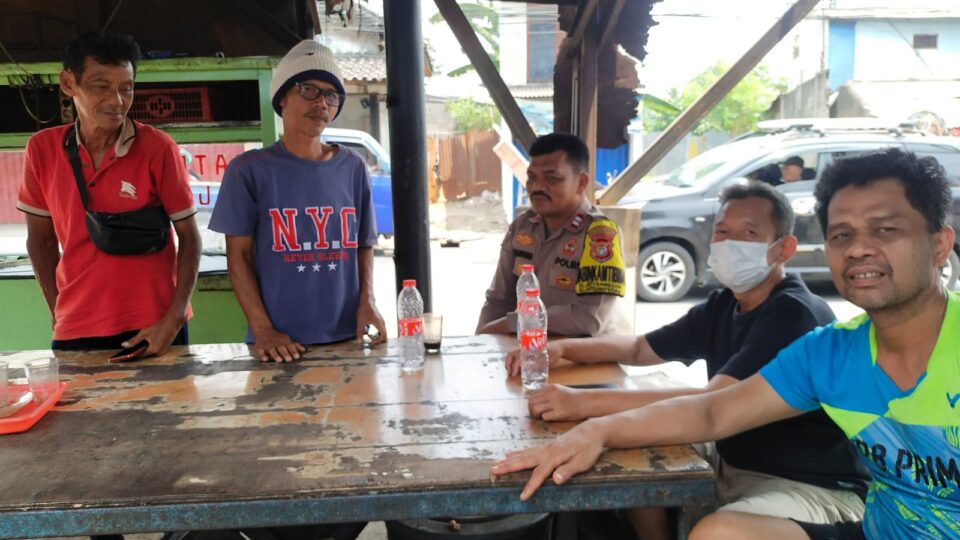 Silaturahmi Kamtibmas Bhabinkamtibmas dengan Komunitas Ojek Pangkalan di Jatiranggon