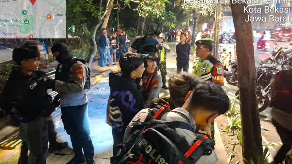 Respons Cepat Aduan Keramaian dan Kemacetan di Jalan Ahmad Yani