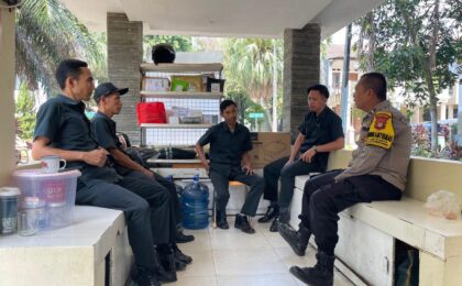Perkuat Sinergitas, Polsek Jatisampurna Gelar Program Jaga Jakarta On The Spot di Perum CitraGran