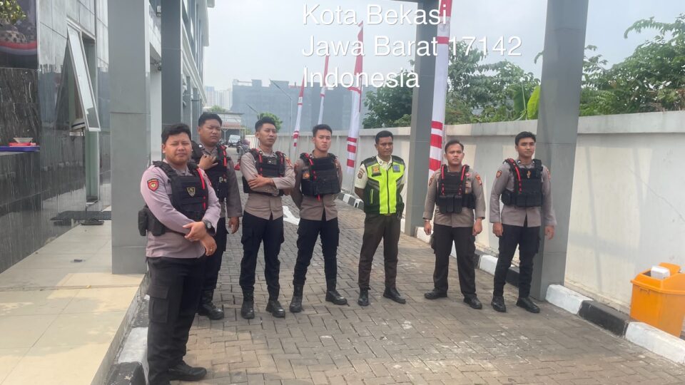 Jaga Stabilitas Perbatasan, Tim 1 Presisi Lakukan Penyekatan Wilayah di Kawasan Summarecon hingga Bhayangkara