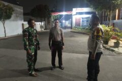 Sinergitas Sambangi Cluster Dinosia, TNI-Polri di Cimuning Ingatkan Pengawasan CCTV